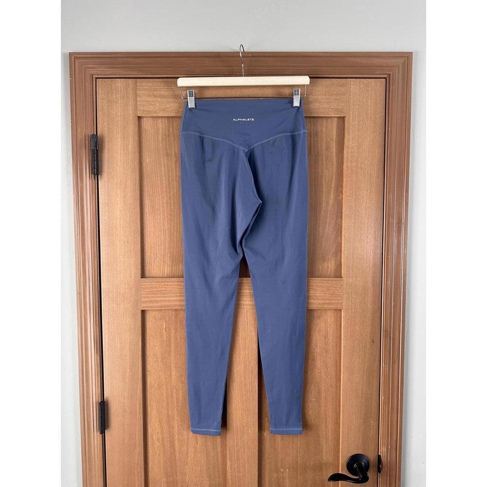 Alphalete Alphalux Essential Leggings in Blue Horizon Women’s size Small - Picture 4 of 10